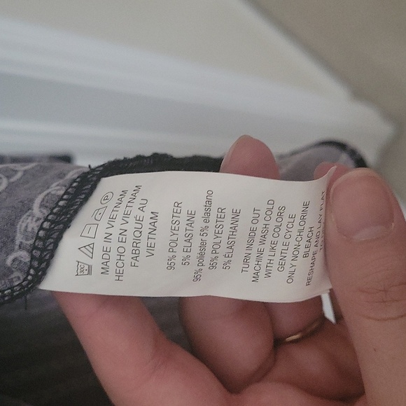 Michael Kors blouse - Picture 3 of 4